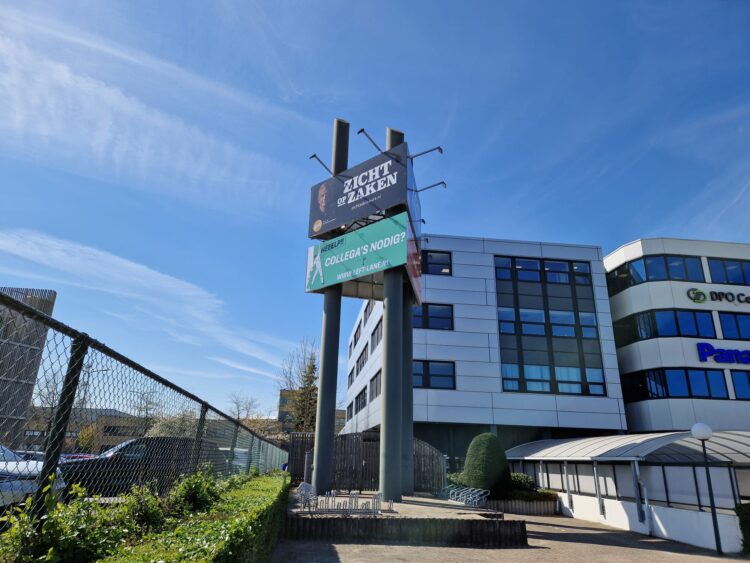 Signing als magneet voor nieuw talent