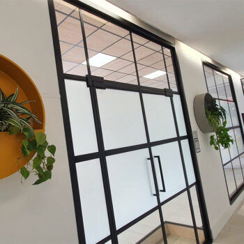 Switchfolie - zet je privacy aan of uit met 1 druk op de knop