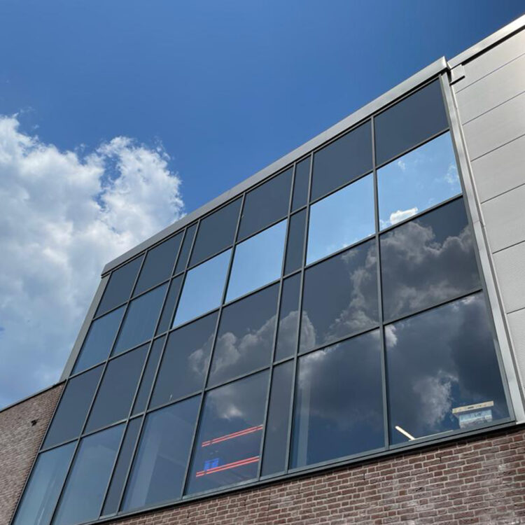 Zonwering & veiligheid - Big Ass Battery